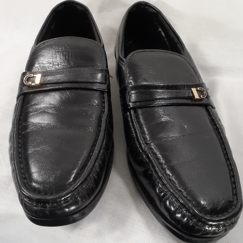 Florsheim black leather uppers loafers 9.5 D Mens